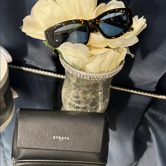 🩵STRATA TEMPO SUNGLASSES - Picture 15 of 16